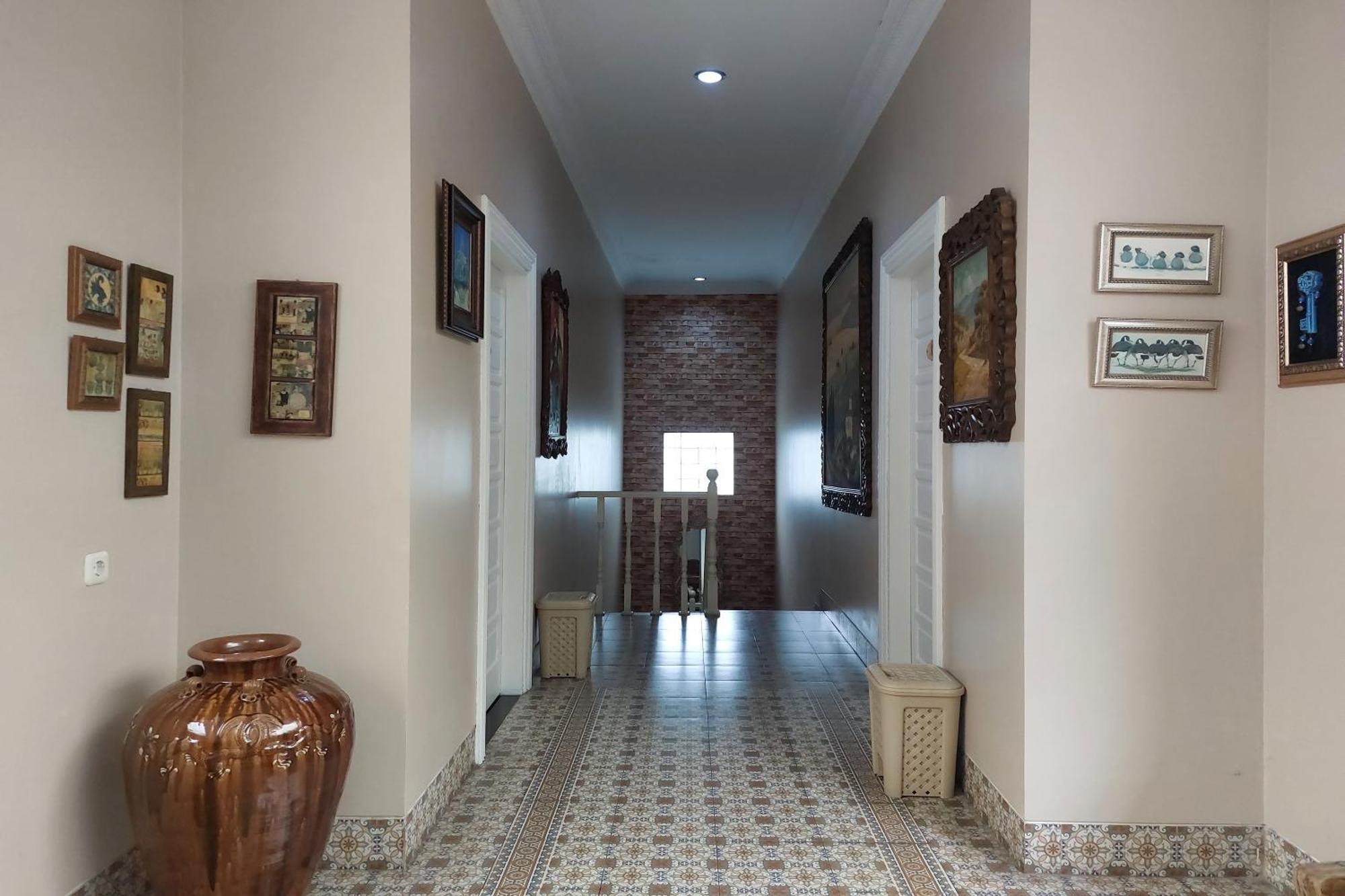 Nonie'S Huis Hotel Medan Buitenkant foto